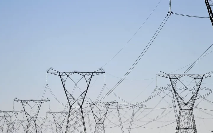 ONS suspende geração excedente de energia pela segunda vez no ano