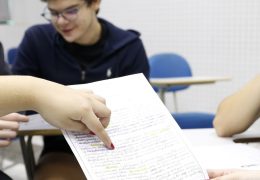 Encceja 2026: alunos já podem consultar cartilha de redação