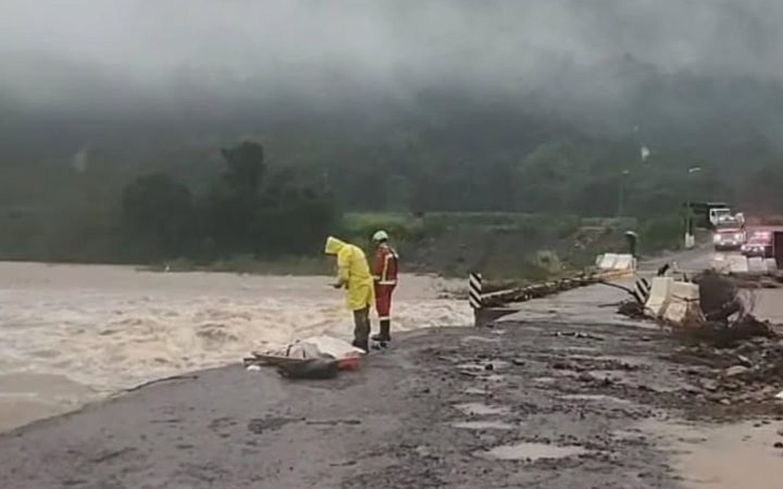 Rio Grande do Sul inicia semana com alerta para forte tempestade