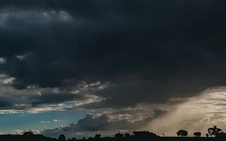 Rio Grande do Sul terá chuva intensa e ventos de até 100 km/h