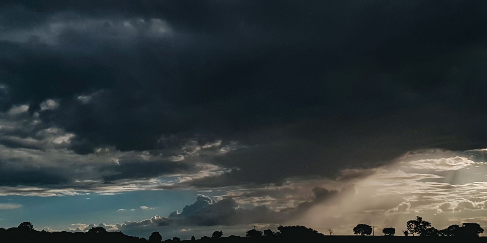 Rio Grande do Sul terá chuva intensa e ventos de até 100 km/h