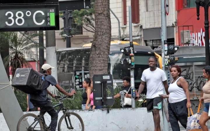 Inmet faz alerta para onda de calor em oito estados do país