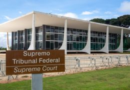 Homem é preso ao tentar invadir a sede do STF em Brasília