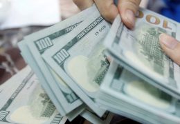 Dólar sobe 1,15% e fecha a R$ 5,09 em dia de cautela