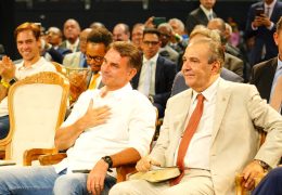 Flávio passa domingo reunido com prefeitos e vereadores de São Paulo