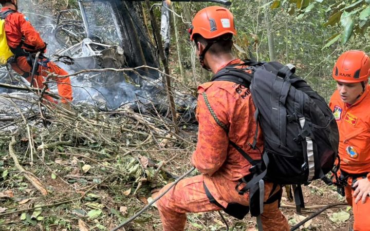 Justiça bloqueia bens de empresa por queda de helicóptero, no Rio