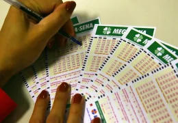 Mega-Sena acumula para R$ 82 milhões; confira os números sorteados