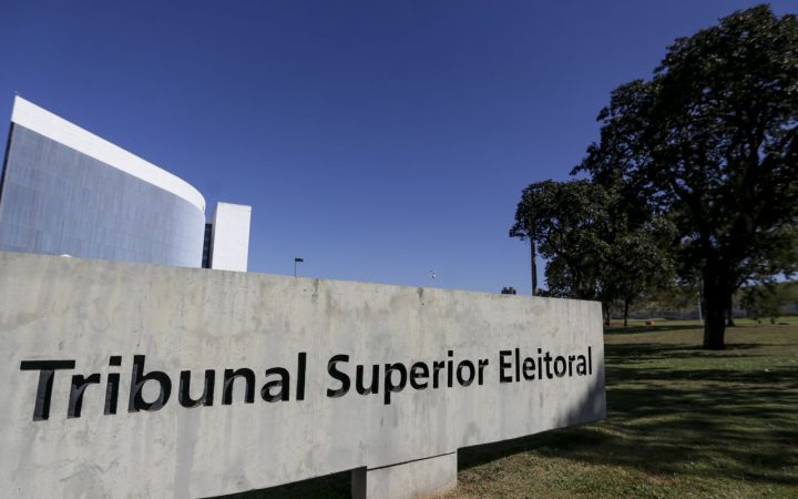 Kassio reúne campanhas de Lula e Flávio e alerta para alta de ações